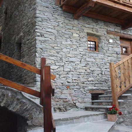 Vecchio Fienile Apartment Aosta Luaran gambar