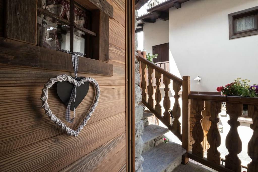 Vecchio Fienile Apartment Aosta Luaran gambar